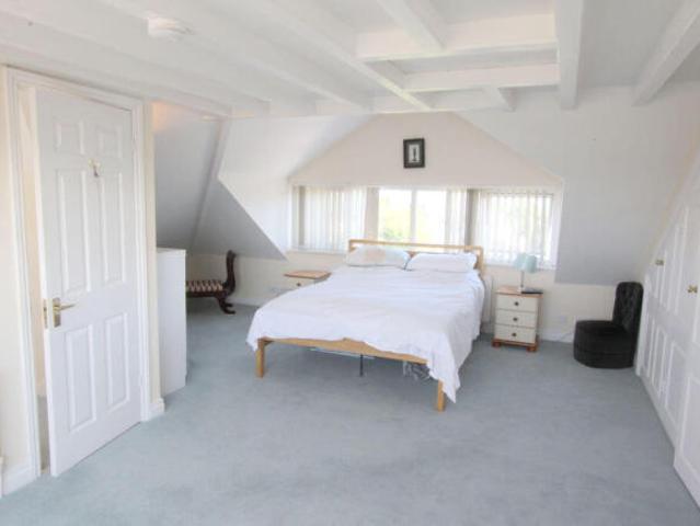 Maisonette for sale