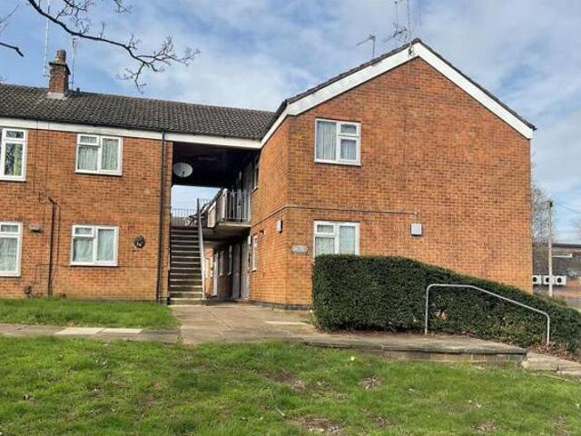 House for sale in Clifford Park, West Midlands