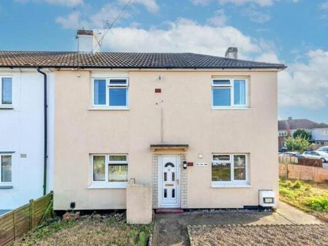 House for sale in Kings Hill, Colliers End