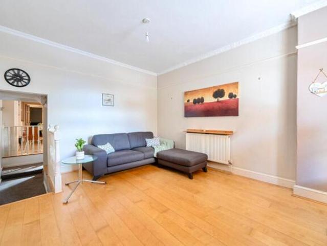 Maisonette for sale in Reading