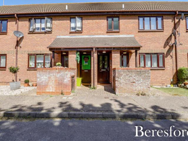 Maisonette for sale