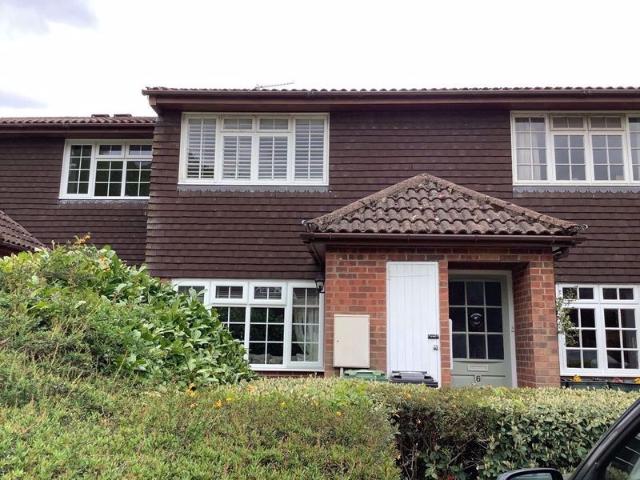 House for rent in Heol-las, Surrey