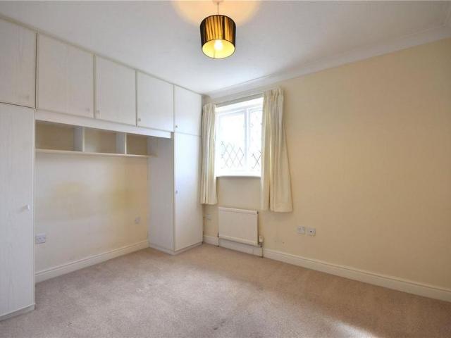 House for rent in Fole, Surrey