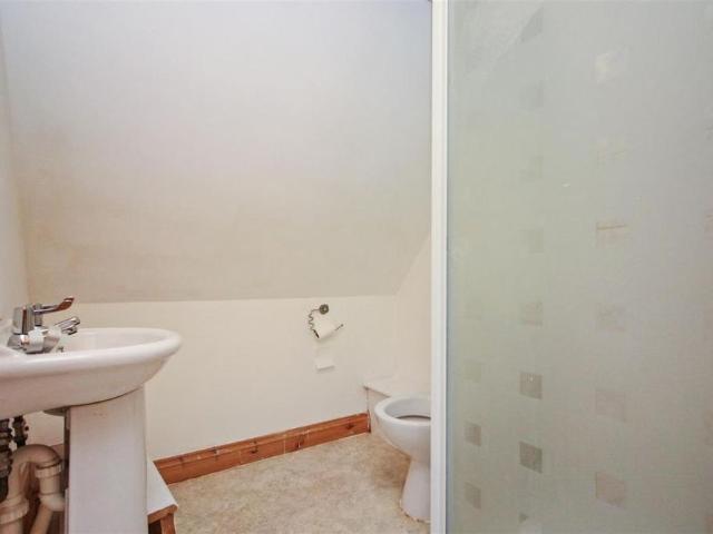 House for rent in Stone Cross, Ash