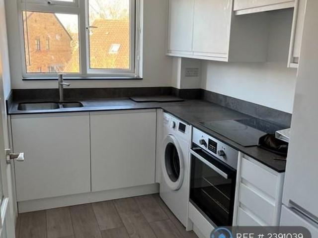 House for rent in Jersey Farm, St Albans