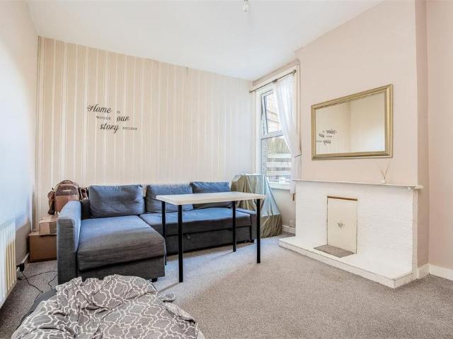 House for rent in London Borough of Croydon, Greater London