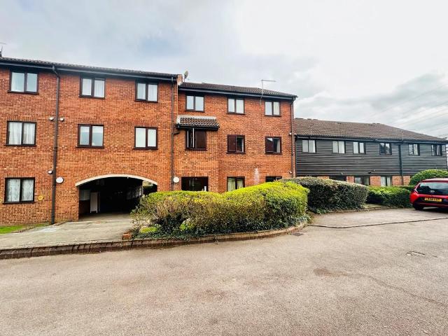 Flat for rent in Broxbourne, Hertfordshire