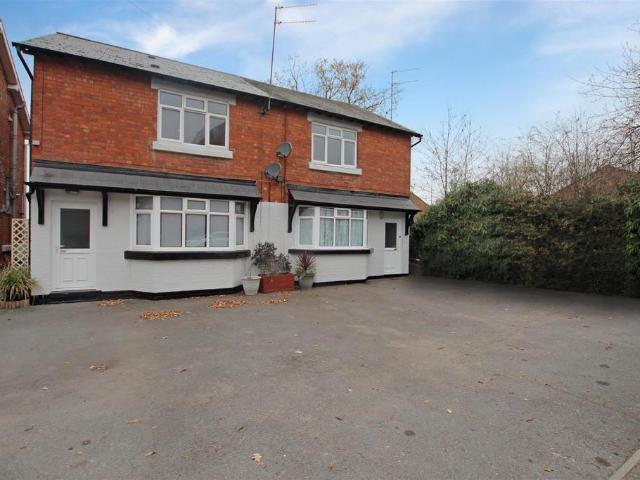 Flat for rent in Headless Cross, Redditch