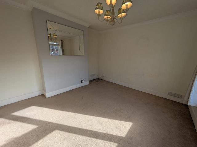 Flat for rent in Glynde, West Sussex