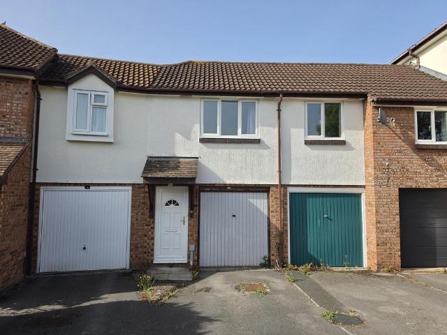 Flat for rent in Galmington, Rumwell