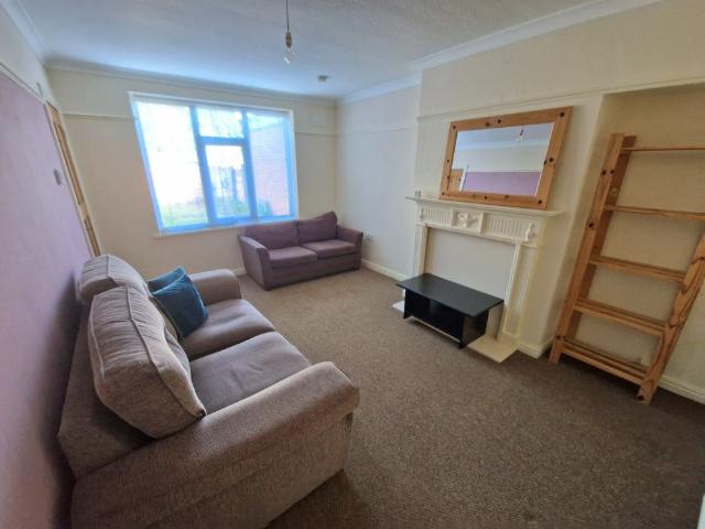 Apartment for rent in Weoley Castle, West Midlands
