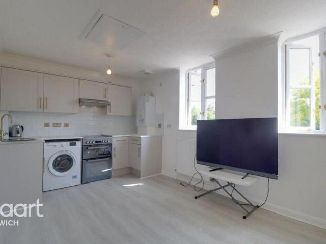 House for rent in Key Street, Suffolk