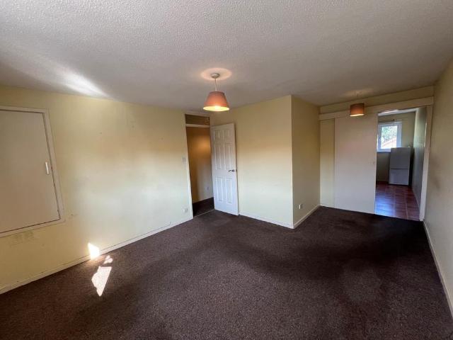 House for rent in Broadfield, Glynde