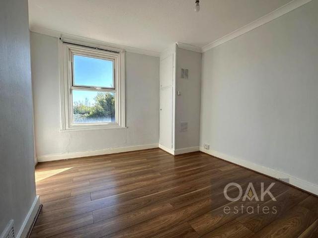 House for rent in South Chingford, Highams Park
