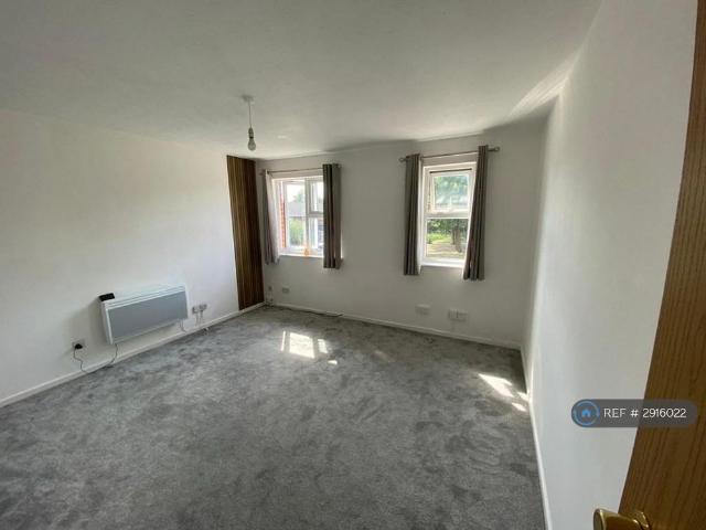 House for rent in Woodside Estate, Houghton Regis