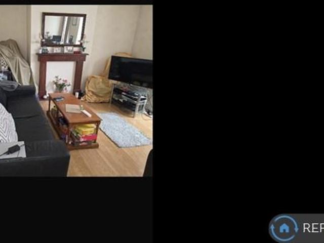 Flat for rent in Hayes, Greater London