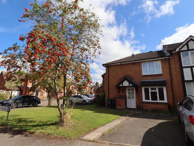 Flat for rent in Chilvers Coton, Camp Hill