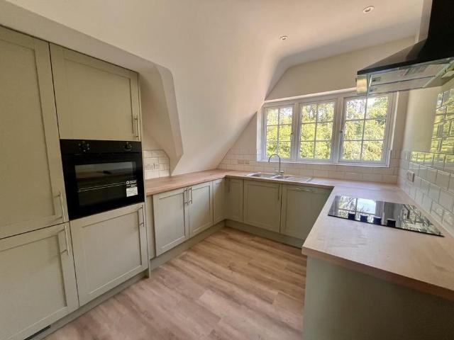 House for rent in Bucklebury, West Berkshire