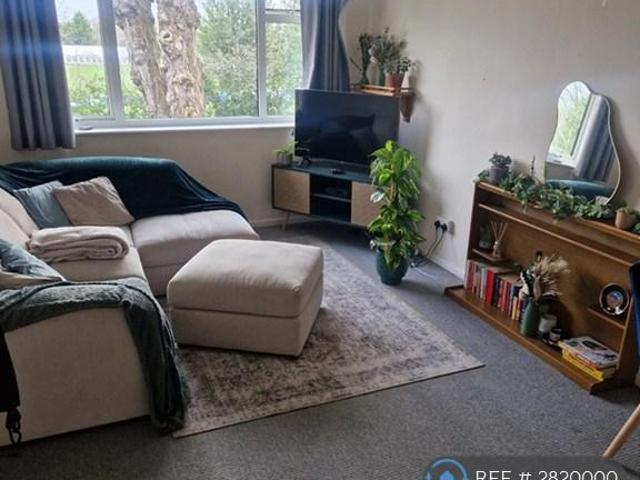 Flat for rent in Wake Green, Isle Of Man
