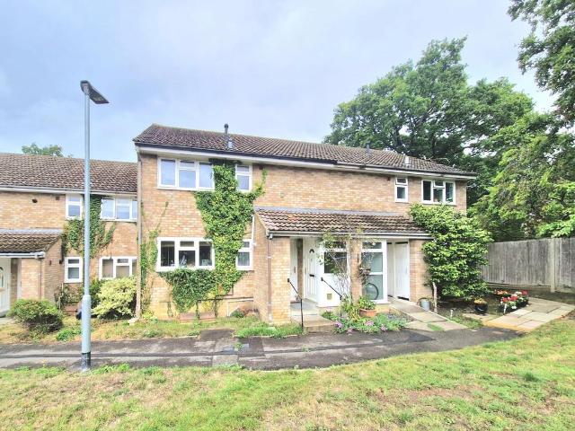 Flat for rent in Bracknell