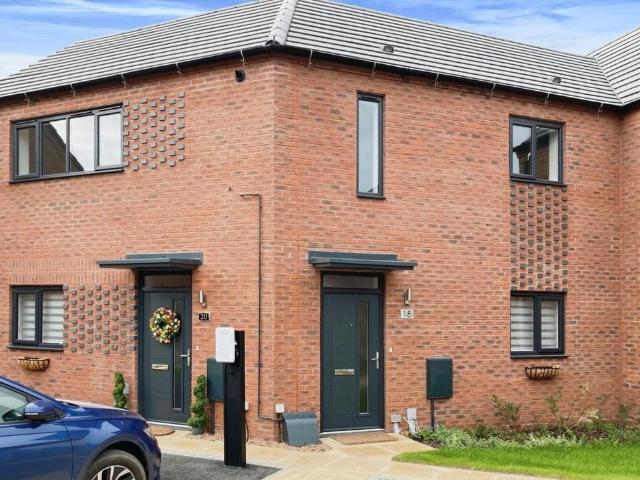 Flat for rent in Meon Vale, Alderminster