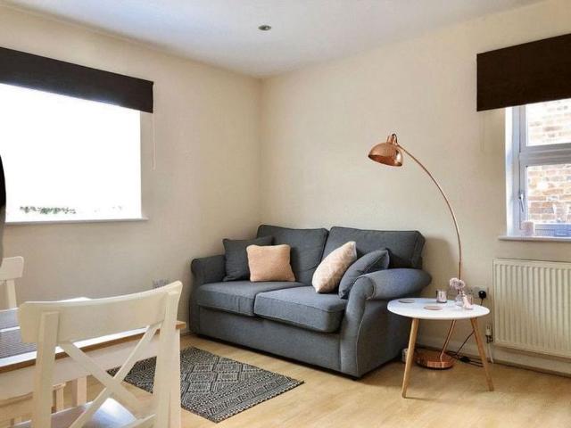 House for rent in Pouchen End, Hertfordshire