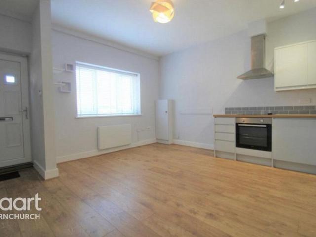 Flat for rent in Harold Wood, Greater London