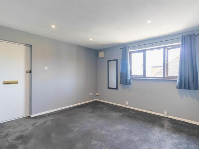 House for rent in Swindon, Golden Valley