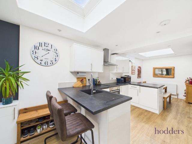 Flat for rent in Row Town, Surrey