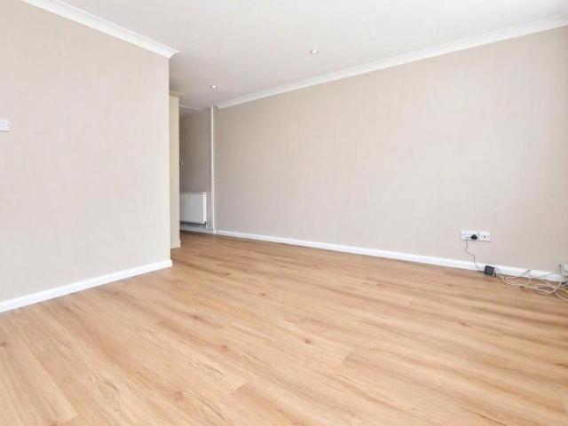 House for rent in College Town, Sandhurst