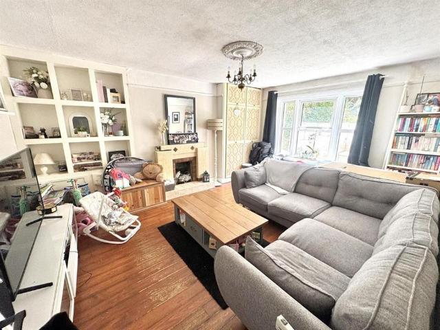 House for rent in London Borough of Croydon, Greater London