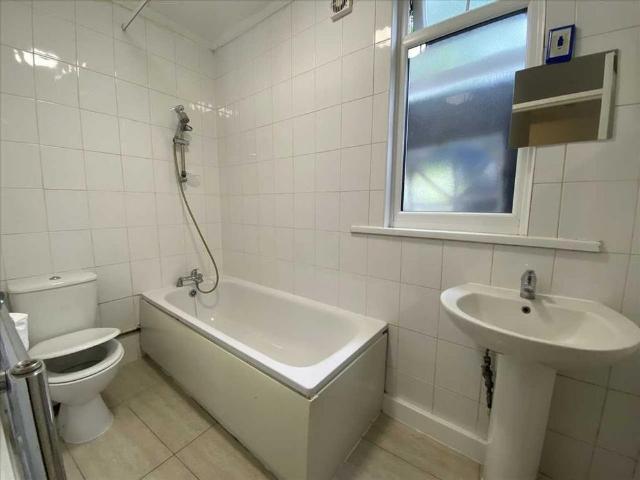 House for rent in Wealdstone, Greater London