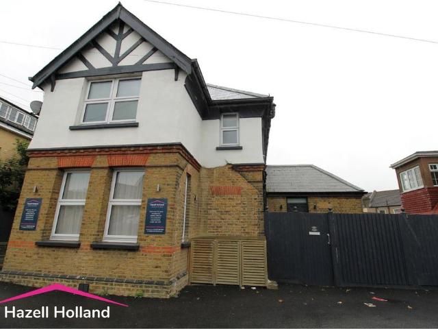 Flat for rent in New Town, Monks Orchard