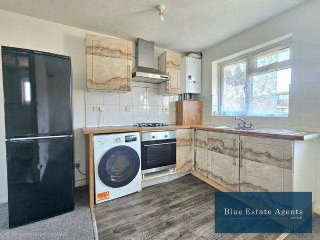Flat for rent in London Borough of Hounslow, Greater London