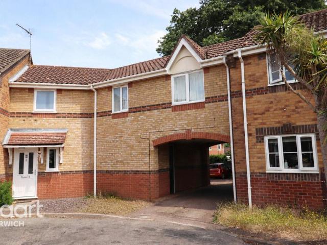 Flat for rent in Crostwick, Norfolk