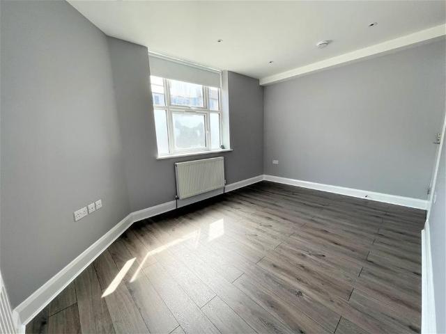 House for rent in Watford Heath, North Watford