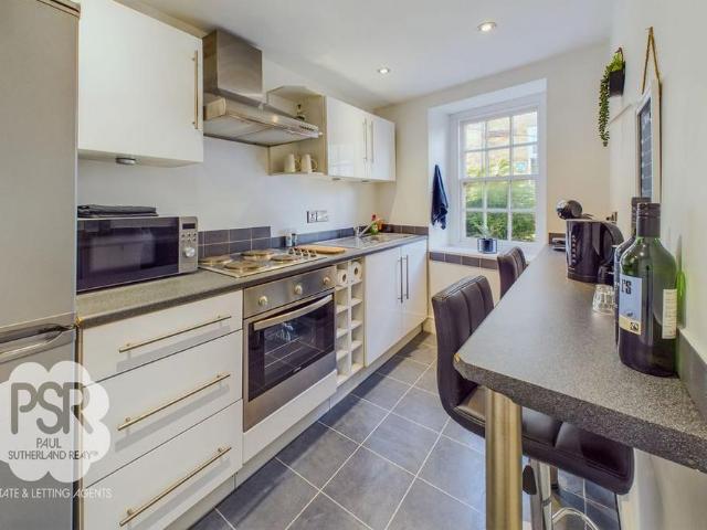 House for rent in Charlesworth, East Midlands