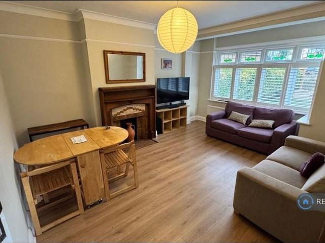 House for rent in London Borough of Merton, Merton Park