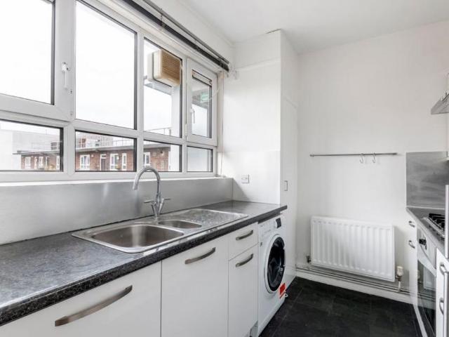 Flat for rent in Clapham Junction, Greater London