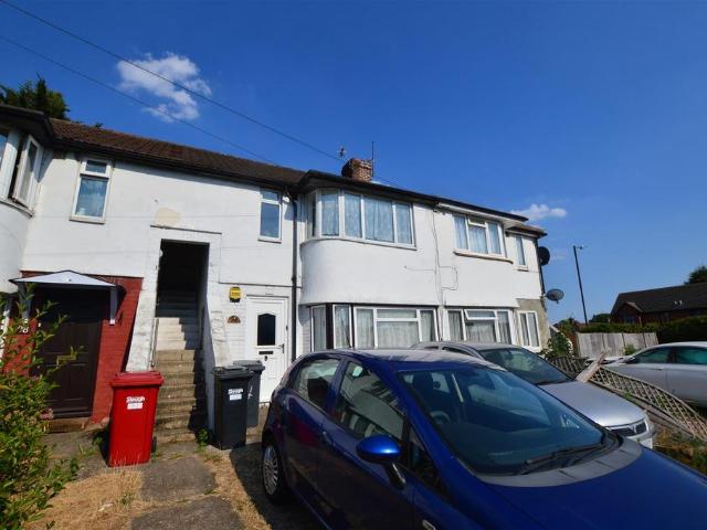 Flat for rent in Slough