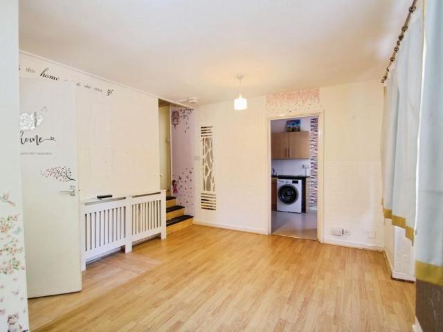 Flat for rent in Greater London