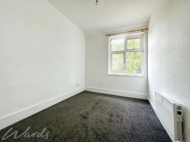 House for rent in Allington, Midway