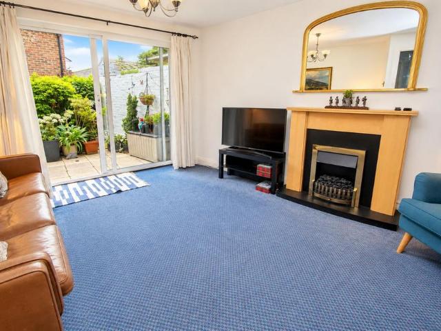 House for rent in Birch Green, Lower Halliford