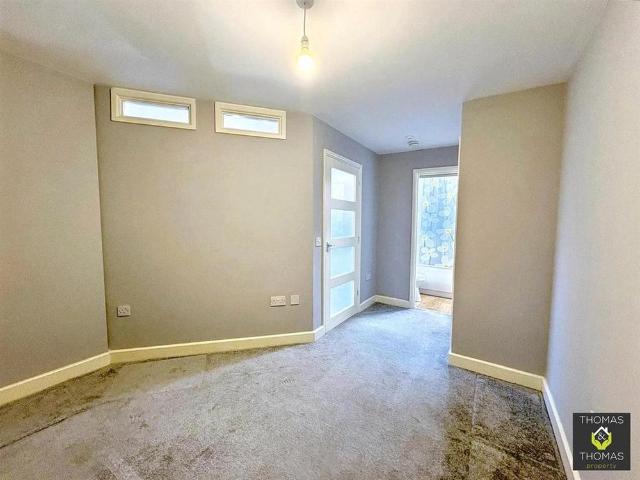 House for rent in Wotton, Gloucester