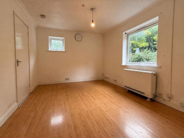 House for rent in Kingshill, Swindon