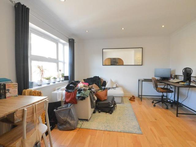House for rent in St Albans, Five Acres