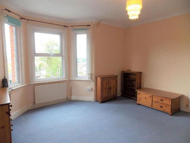 House for rent in Cargate, Rushmoor