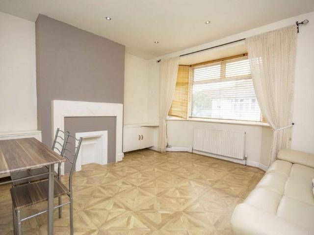 House for rent in Colindale, Greater London