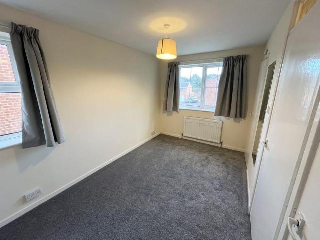 House for rent in Barton In Fabis, East Midlands