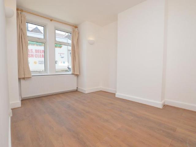 House for rent in London Borough of Lewisham, Lower Sydenham